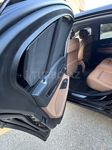 BMW 740-13
