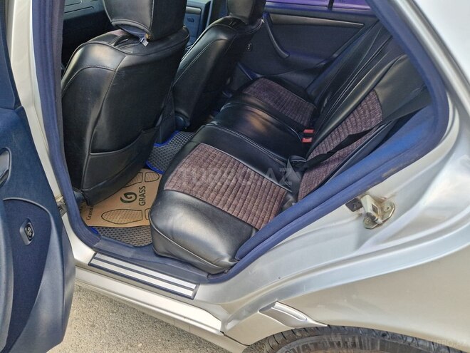 Mercedes C 200-6