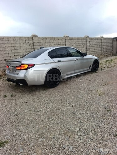 BMW 530-8