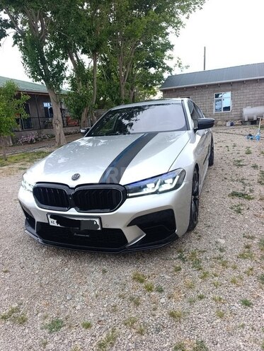 BMW 530-1
