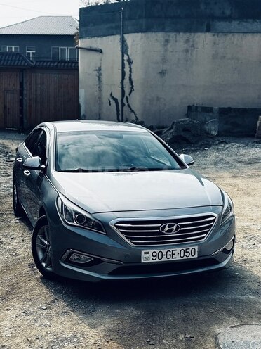 Hyundai Sonata-1