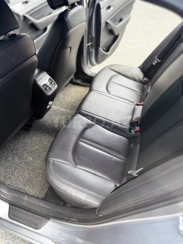 Hyundai Sonata-11