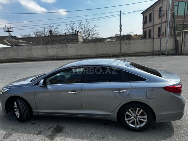 Hyundai Sonata-3