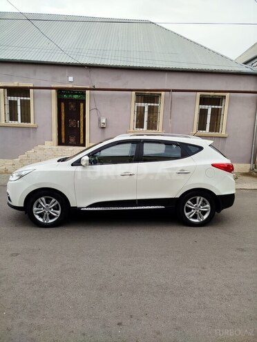 Hyundai ix35-4