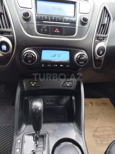 Hyundai ix35-14