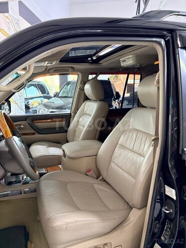 Lexus LX 470-29