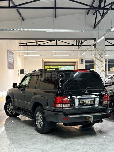 Lexus LX 470-15