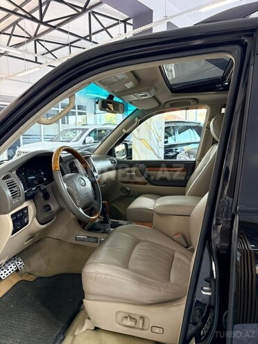Lexus LX 470-27