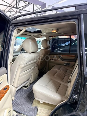 Lexus LX 470-36