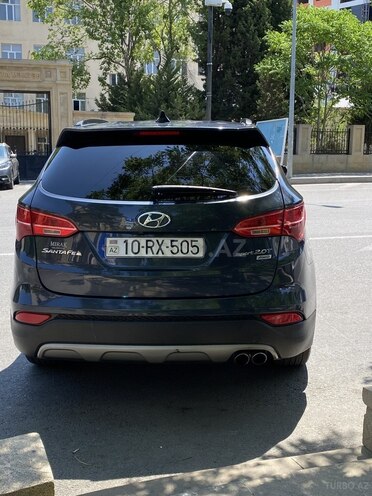 Hyundai Santa Fe-3