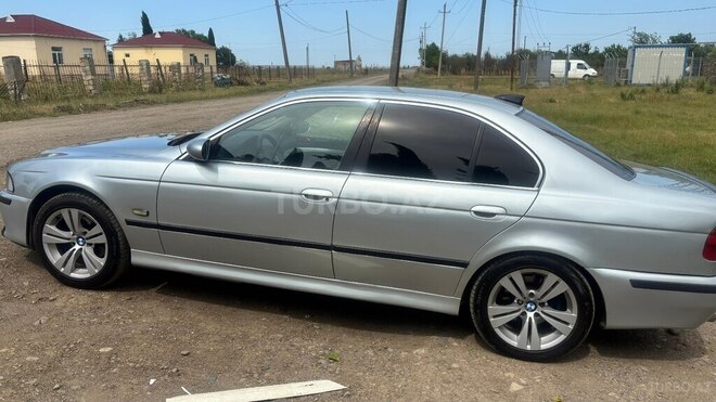 BMW 523-5