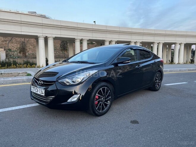 Hyundai Elantra-5