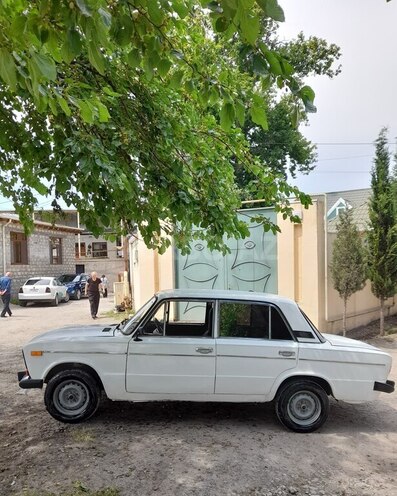 LADA (VAZ) 2106-4