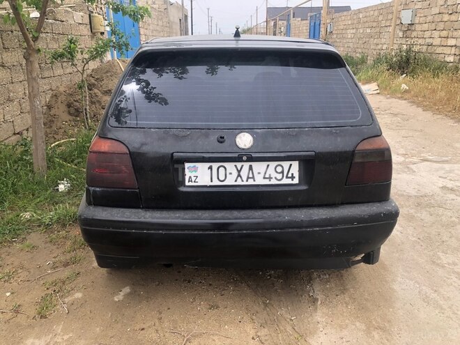 Volkswagen Golf-4