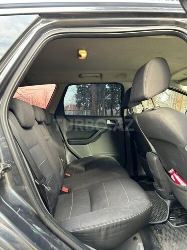 Ford Focus-4