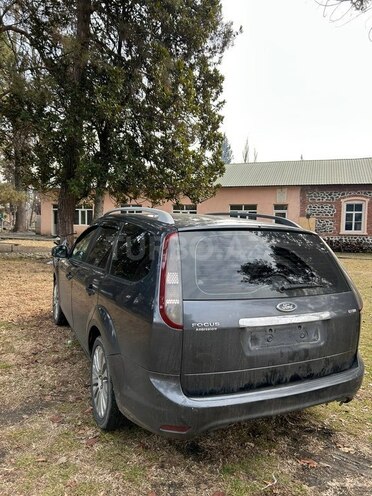Ford Focus-5
