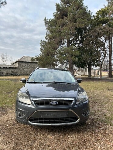 Ford Focus-1