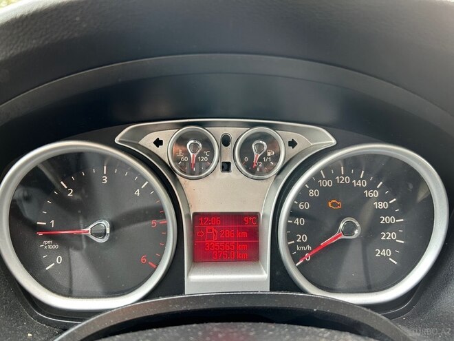 Ford Focus-2