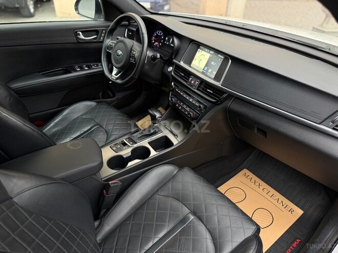 Kia Optima-13
