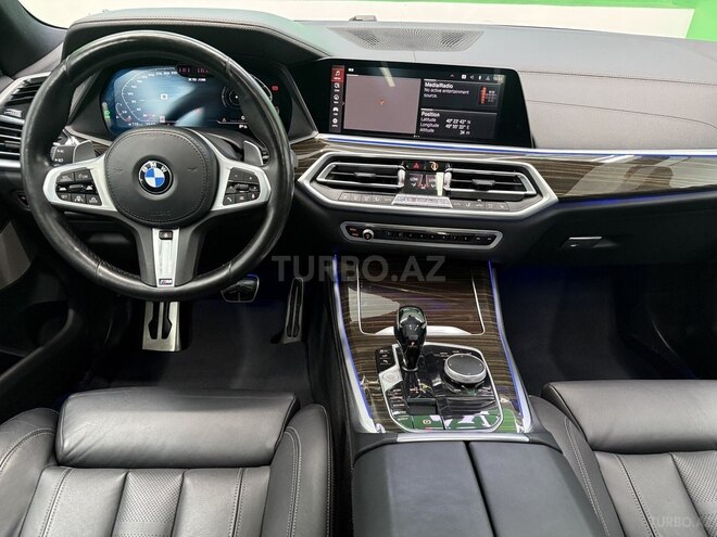 BMW X5-8