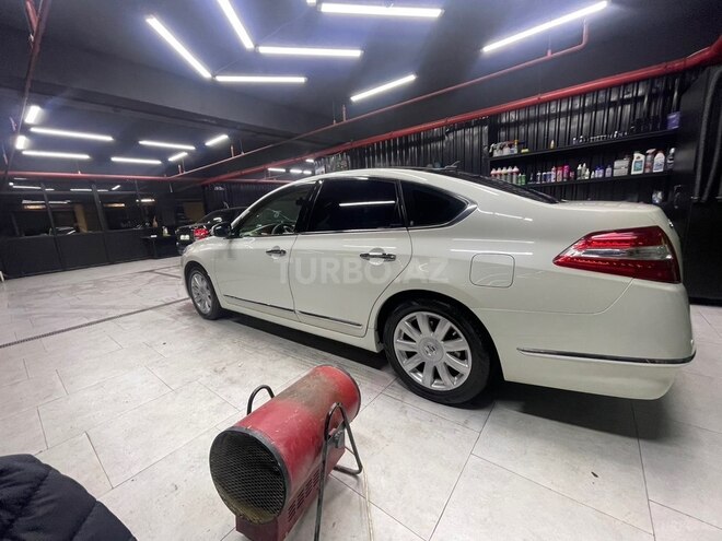 Nissan Teana-9