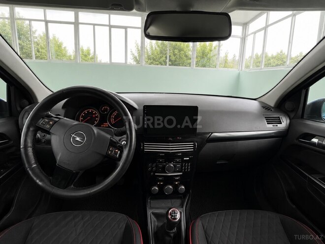 Opel Astra-2