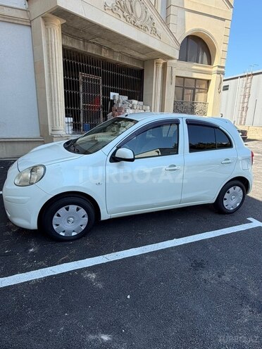 Nissan March-4
