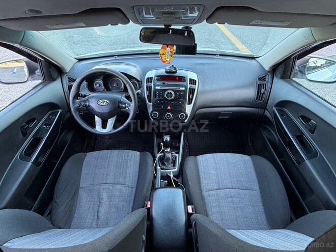 Kia Ceed SW-15