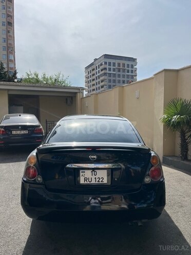 Nissan Altima-5