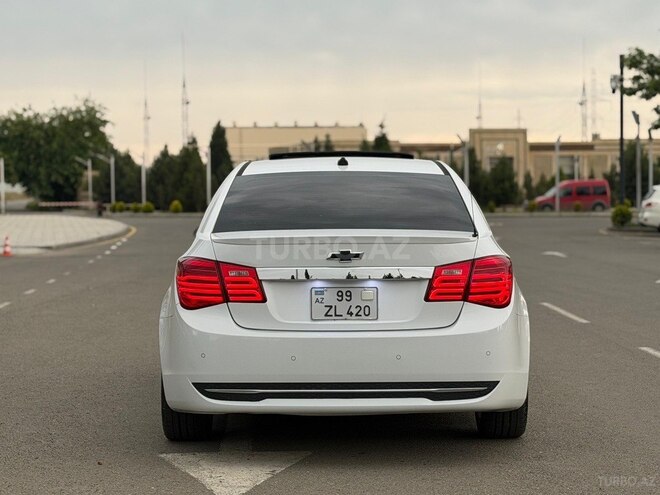 Chevrolet Cruze-5