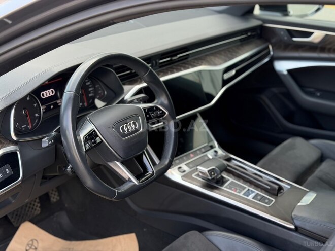 Audi A6-9