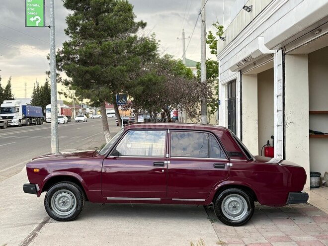 LADA (VAZ) 2107-5