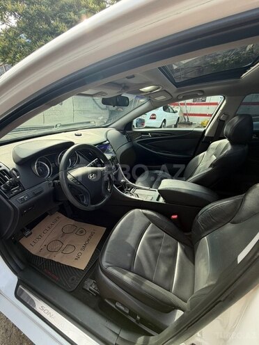 Hyundai Sonata-7