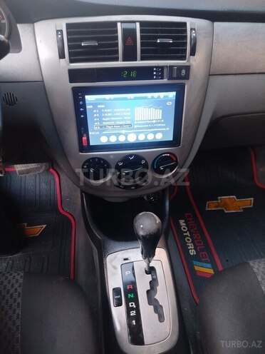 Chevrolet Lacetti-9