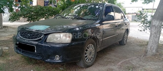 Hyundai Accent-5