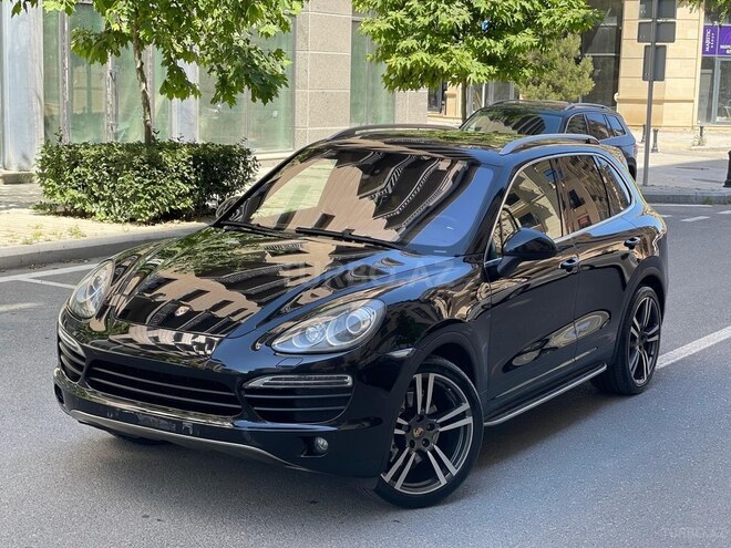 Porsche Cayenne S-4