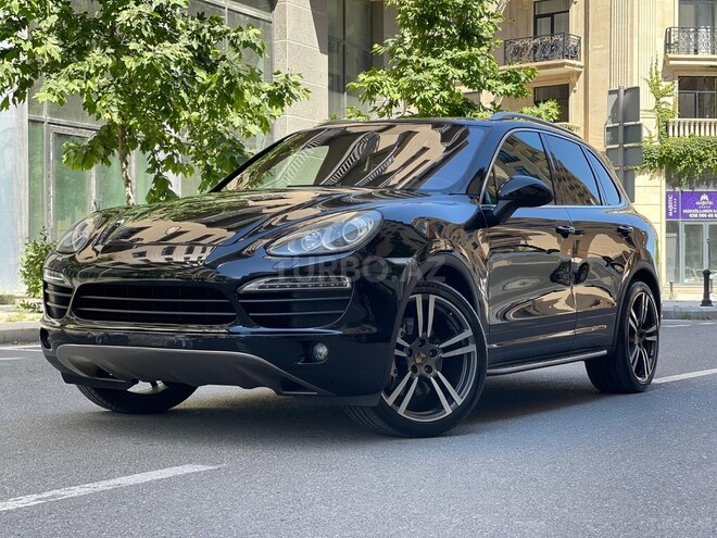 Porsche Cayenne S-2