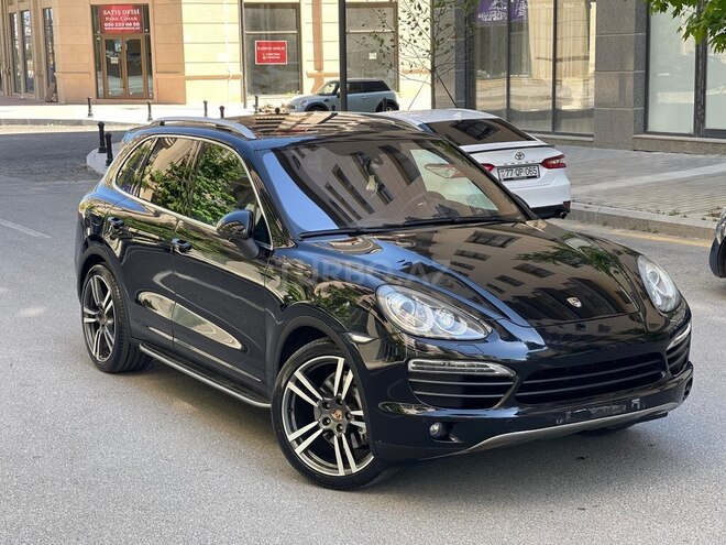 Porsche Cayenne S-3