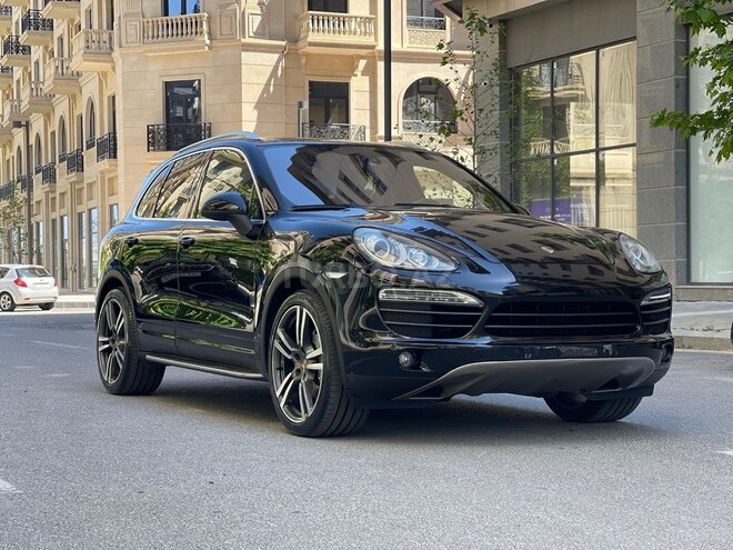 Porsche Cayenne S-1