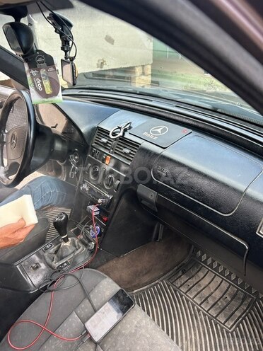 Mercedes C 180-13