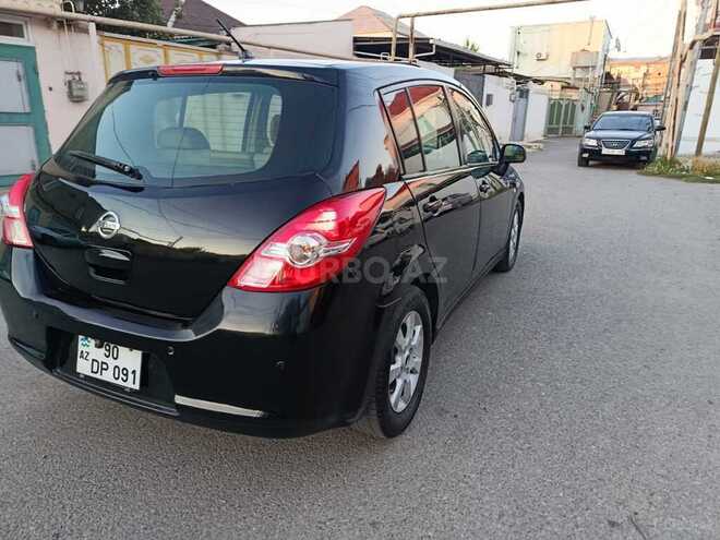 Nissan Tiida-3