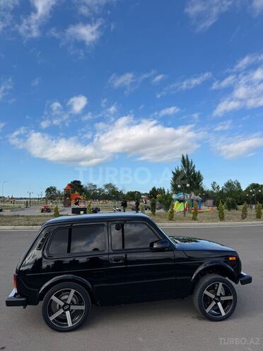 LADA (VAZ) Niva-6