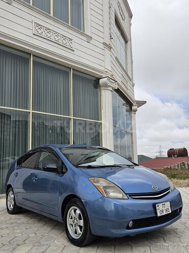 Toyota Prius-4