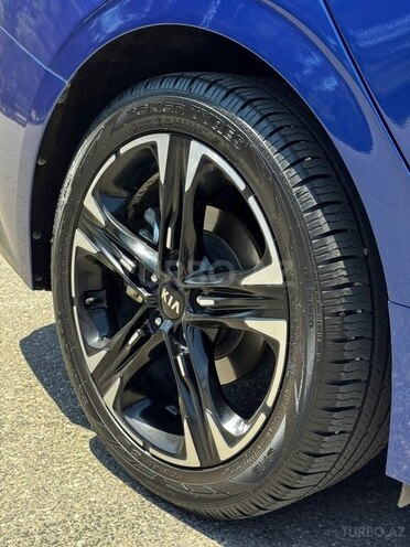 Kia K5-10