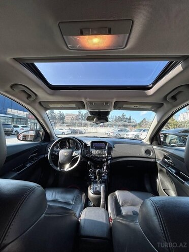 Chevrolet Cruze-6