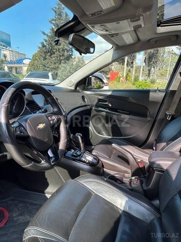 Chevrolet Cruze-4