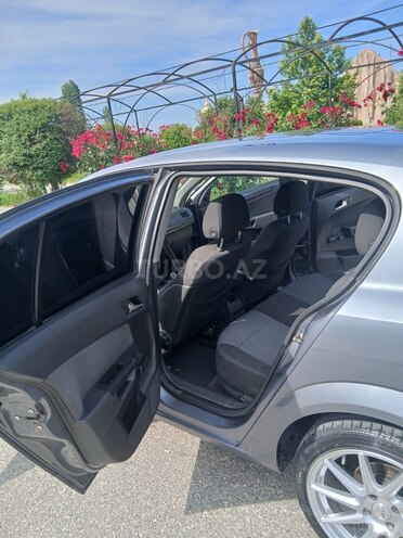 Opel Astra-11