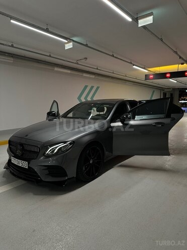 Mercedes E 300-4