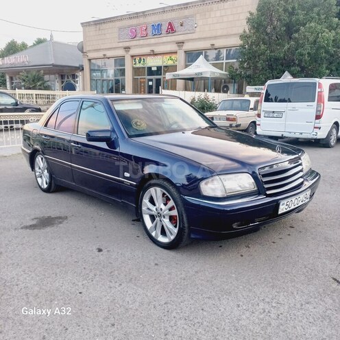 Mercedes C 240-13