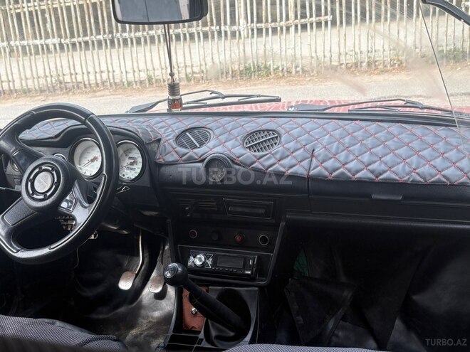 LADA (VAZ) 2106-7